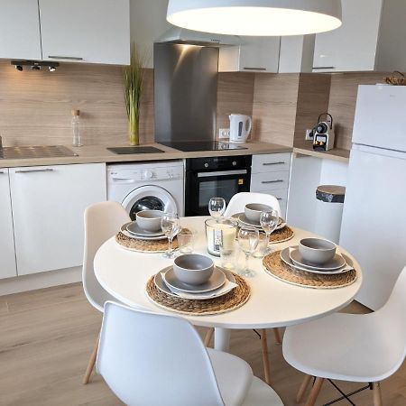Апартаменты Cosy Iris 3Ch - Stationnement Gratuit - Lumineux По Экстерьер фото